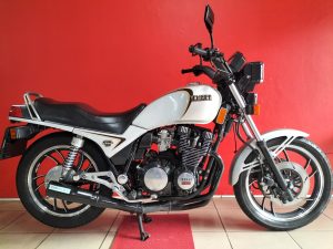 1983 YAMAHA XJ750